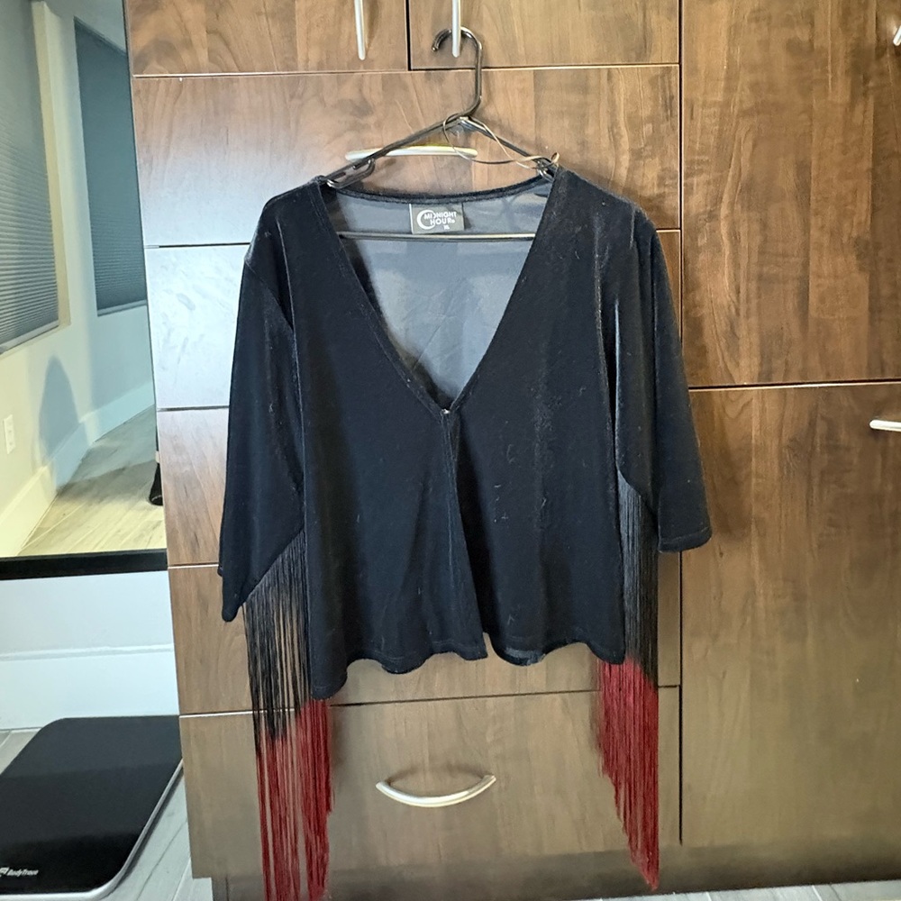 Bleeding Velvet Black and Red Velvet Fringe Kimono - Picture 3 of 11